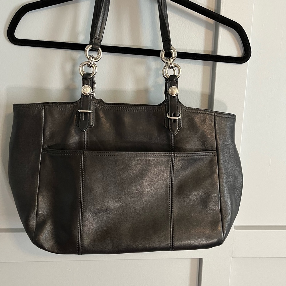 Coach black leather shoulder bag